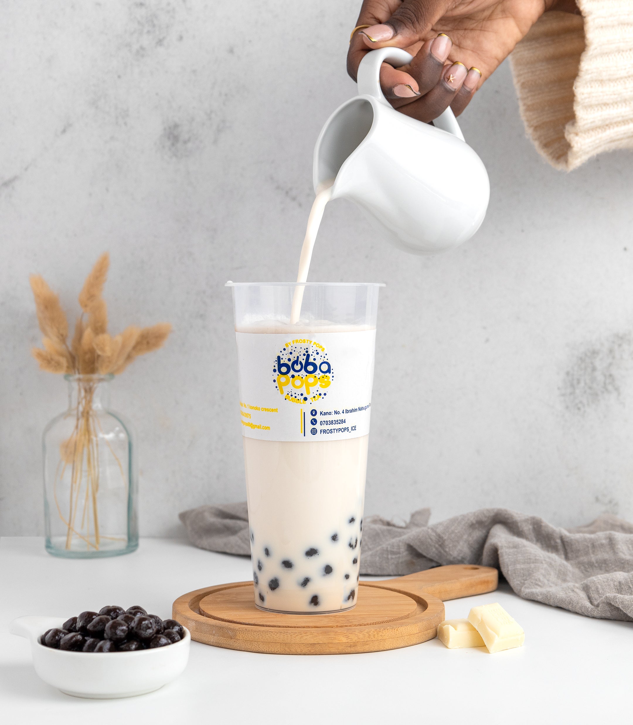 WHITE CHOCOLATE (MILK TEA) – FROSTY POPS LAGOS